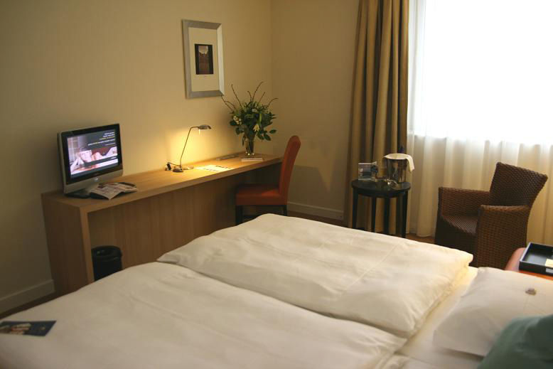 Tulip Inn Hotel Duesseldorf Arena Quarto foto